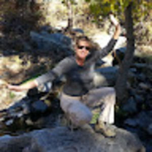 Meet your Posher, Cynthia